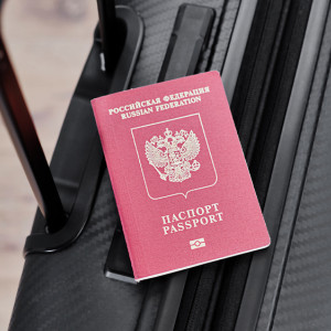 Россияне снова могут получить загранпаспорт на 10 лет