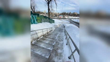 Владимирцы пожаловались на ступеньки смерти в центре города