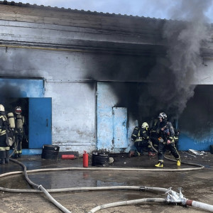 Спасатели назвали причину пожара в гаражном боксе в Коврове