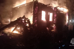 На пожаре в Александровском районе погибла 78-летняя женщина