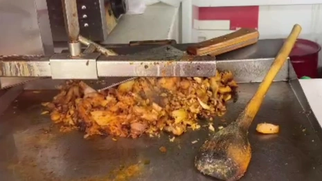 Во Владимире вновь нашли нарушения в шаурмичных