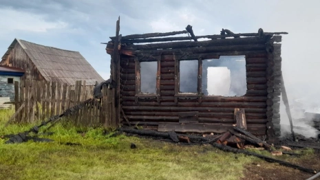 В Гусь-Хрустальном районе сгорел жилой дом