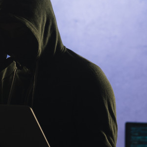 В Муроме задержали 24-летнего курьера телефонных мошенников