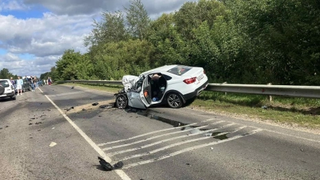 В массовом ДТП с автобусом во Владимирской области пострадали 8 человек