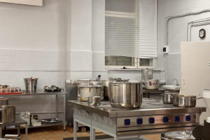 В трех школах Гусь-Хрустального обновили пищеблоки