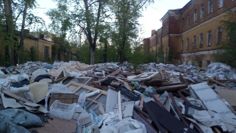 Жители Владимира пожаловались на свалку в военном городке