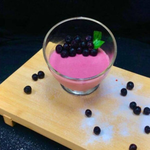 Готовим вместе: вишнево-сливочный мусс из книги рецептов Владимирской области