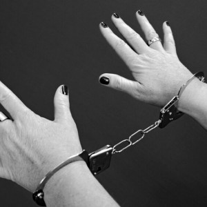 Во Владимире 29-летняя девушка ответит в суде за убийство свекра