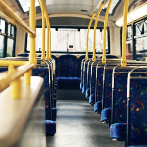 Владимирский юрист Ардыкуца вступился за потерявшую ногу после падения из автобуса бабушку