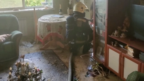 При пожаре в трехэтажном доме в Муроме эвакуировали двоих человек