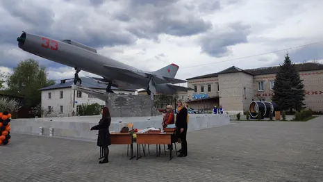 Во Владимирской области открыли памятник самолету СУ-9