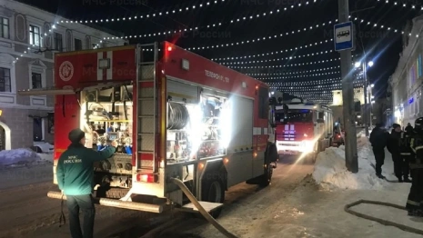 В центре Владимира из-за пожара в магазине эвакуировали 3 детей и 9 взрослых