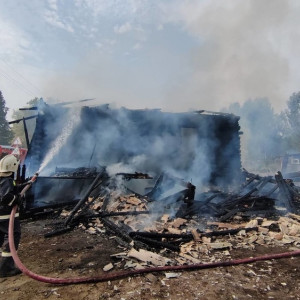 Во Владимирской области дотла сгорели 3 дома