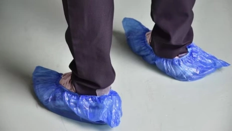 В Коврове будут бесплатно выдавать бахилы посетителям учреждений спорта