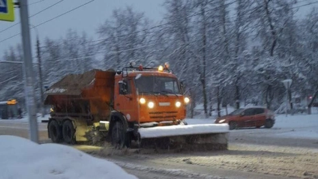 Владимирских автомобилистов попросили убрать машины с 15 улиц