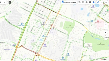 Во Владимире крупный проспект встал в пробке