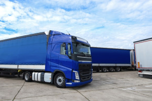 Во Владимирской области на месяц ограничат движение по трассам для большегрузов