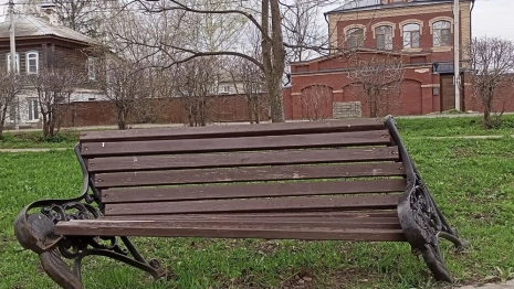 В Юрьев-Польском заметили «пьяную» лавочку