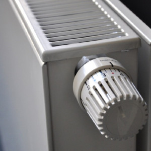 У кого в России больше всего вырастут счета за ЖКХ с 1 марта?