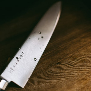 Житель Гусь-Хрустального извинился перед знакомым за удар ножом по шее 