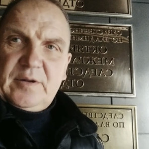 Лишенного дома из-за поджога экс-главу села под Юрьев-Польским приняли в Следкоме