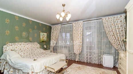 Во Владимире самой дорогой вторичкой осталась квартира у Золотых ворот