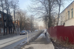 Отсутствие тротуаров и дорожных знаков в Гусь-Хрустальном обернулось судом