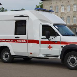 Александровская районная больница получила новую машину скорой помощи
