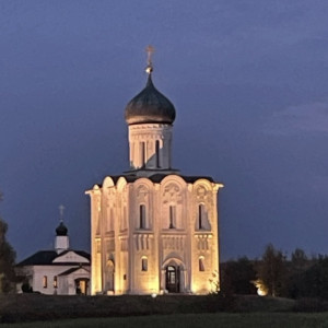 Жители Владимирской области запечатлели последнее суперлуние в 2023 году