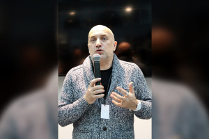 В соседней с Владимирской областью взорвали автомобиль писателя Захара Прилепина