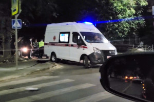 Во Владимире пьяный водитель скутера влетел под грузовик