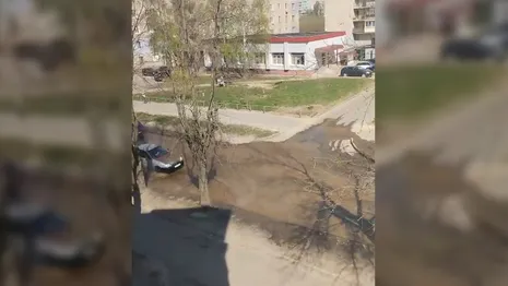 Во Владимире затопило улицу