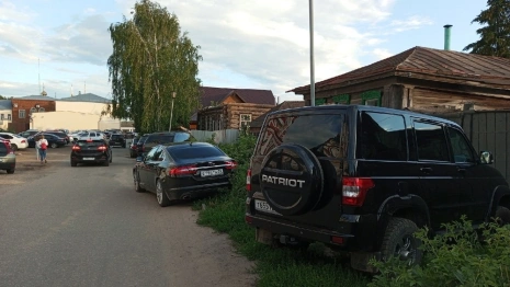 «А давайте запретим бесплатно дышать?» Жители Суздаля вновь рассорились из-за туристов