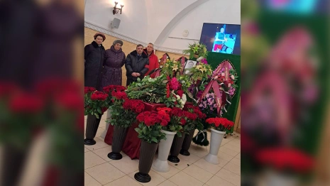 Во Владимире простились с умершим в Индии депутатом и олигархом Антовым