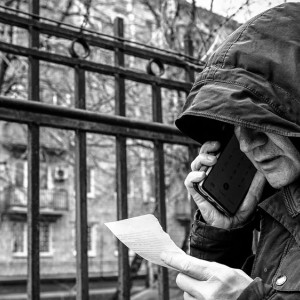 Владимирские полицейские задержали кураторов украинских аферистов