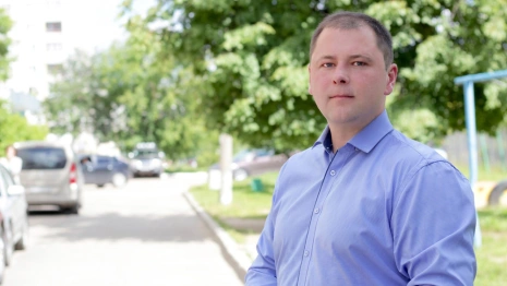 Мандат погибшего владимирского депутата Антова передали вице-мэру Докучаевска