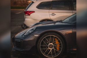 Во Владимирской области самую дорогую машину выставили на продажу за 15 млн рублей