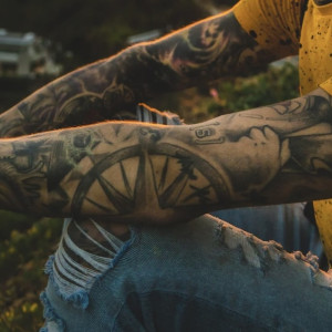 Во Владимирской области пропавшего мужчину с татуировками нашли живым