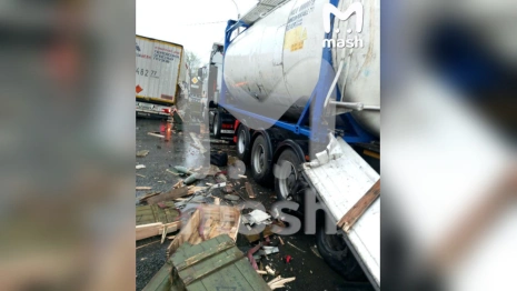 Недалеко от Владимирской области фура с боеприпасами попала в ДТП