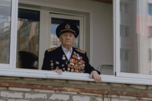 Во Владимире во дворах провели концерты для ветеранов Великой Отечественной