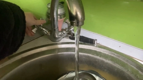 Жители Коврова пожаловались на постоянные перебои с горячей водой