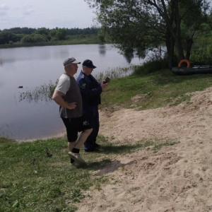 Во Владимирской области на городском пляже забыли поставить раздевалки и урны