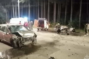 В Коврове спасатели вызволили пострадавшего из машины после ДТП