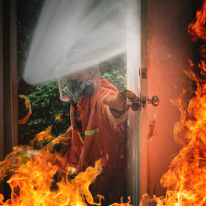 Пятеро владимирских подростков спасли бабушку и трех детей на пожаре