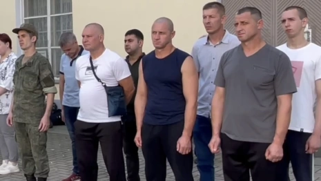 В зону СВО уехали 20 контрактников из Владимира