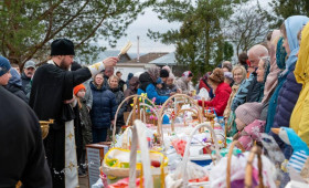 Благодатный огонь в Пасху привезут во Владимир к Золотым воротам