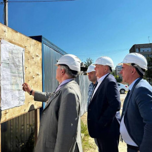 Владимирский сенатор проверил строительство новой школы на 1100 мест