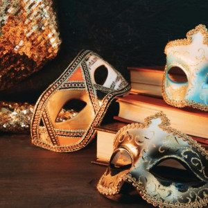 Крупный банк представил россиянам пьесу «Инфляция, или сон в зимнюю ночь»