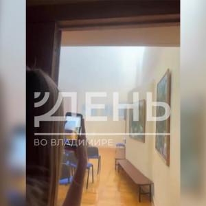 Во Владимире в школе №39 прорвало трубу с горячей водой