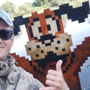 Рыбак нашел затонувший на Нерли арт-объект от Мишкина